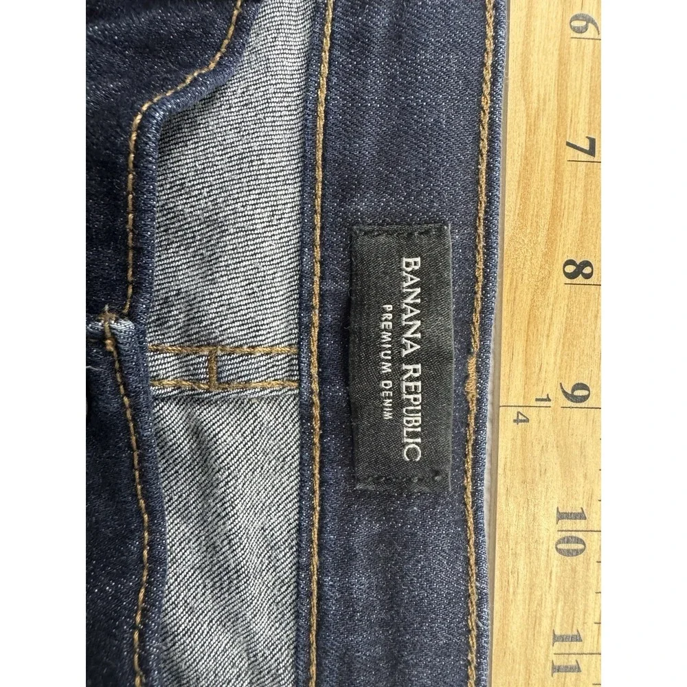 Banana Republic product pair